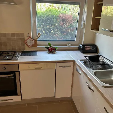 Dora House With Wifi And Outdoor Swimming Pool Holiday home Pula